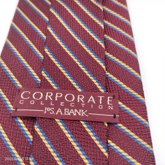 Jos.A Bank Corporation Collection Classic Striped Tie Red and Blue Jacquard - Picture 6 of 8